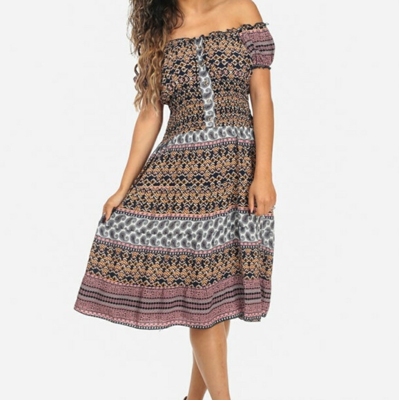 Julia Dresses & Skirts - Dress